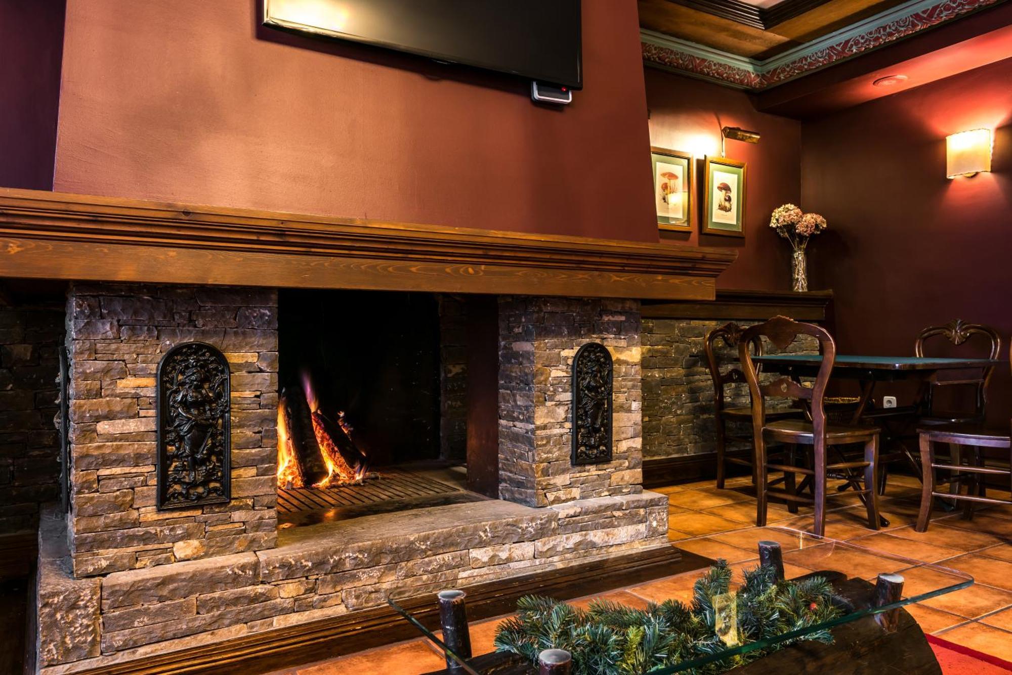 El Refugio De Aran Vielha Aparthotel Экстерьер фото