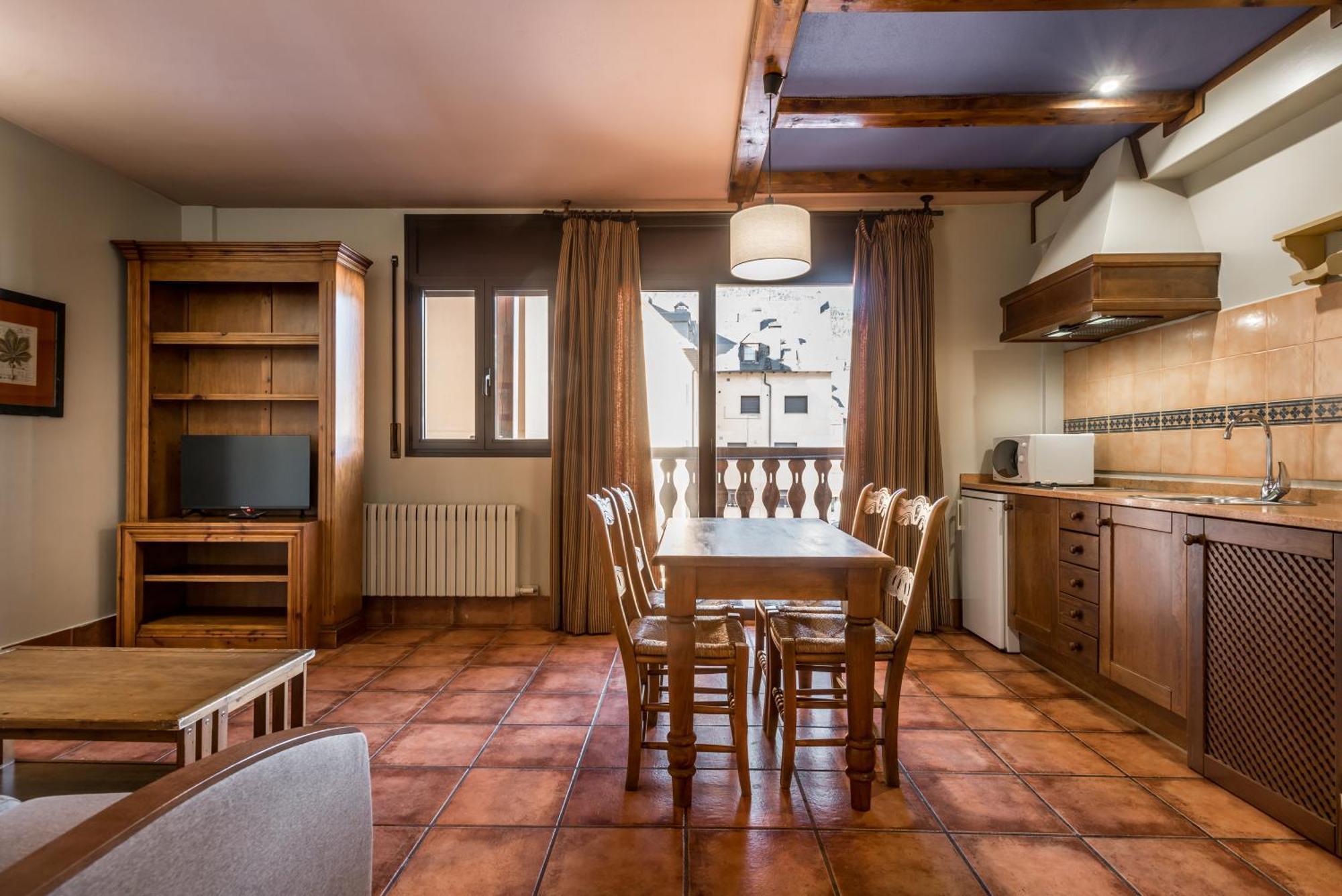 El Refugio De Aran Vielha Aparthotel Номер фото